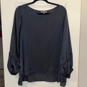 Tutu and Lilli Large coal blouse. 3/4 sleeves